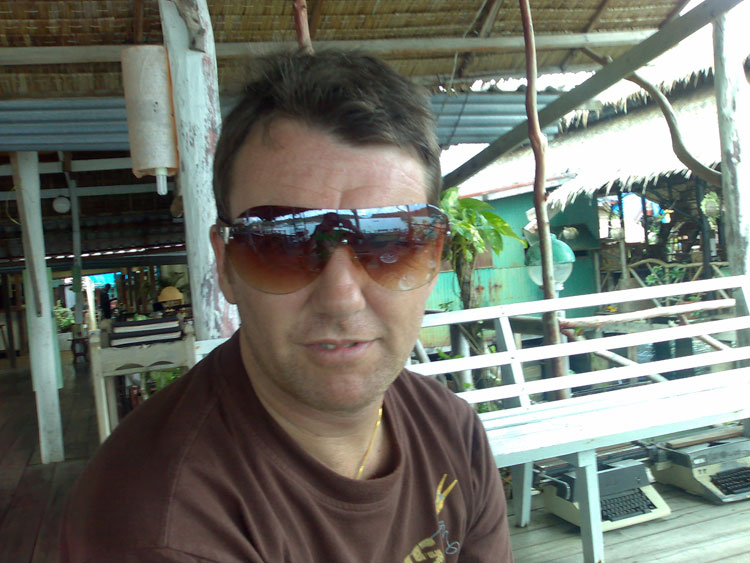 31082007228.jpg